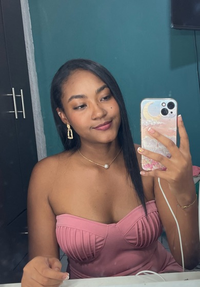 Neni from Ecuador